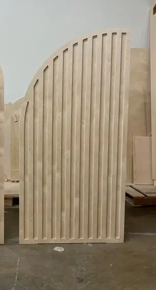 Curved Slanted Panel 6x3’