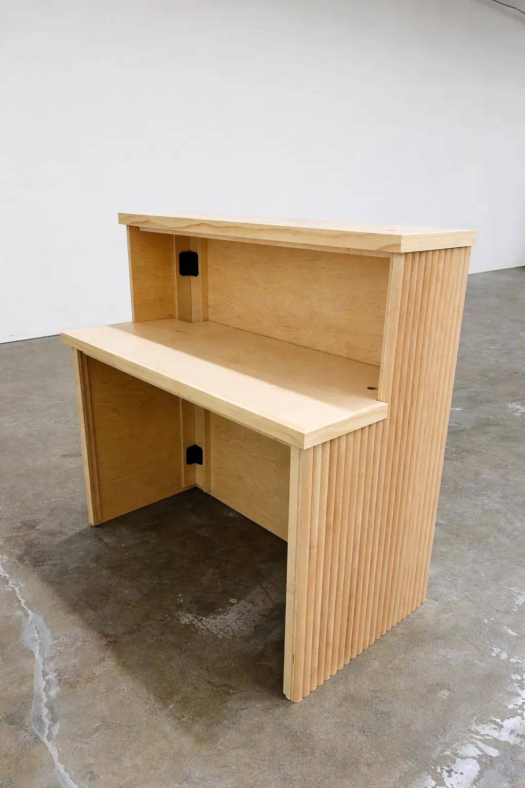 The Petite Fluted Serving Bar