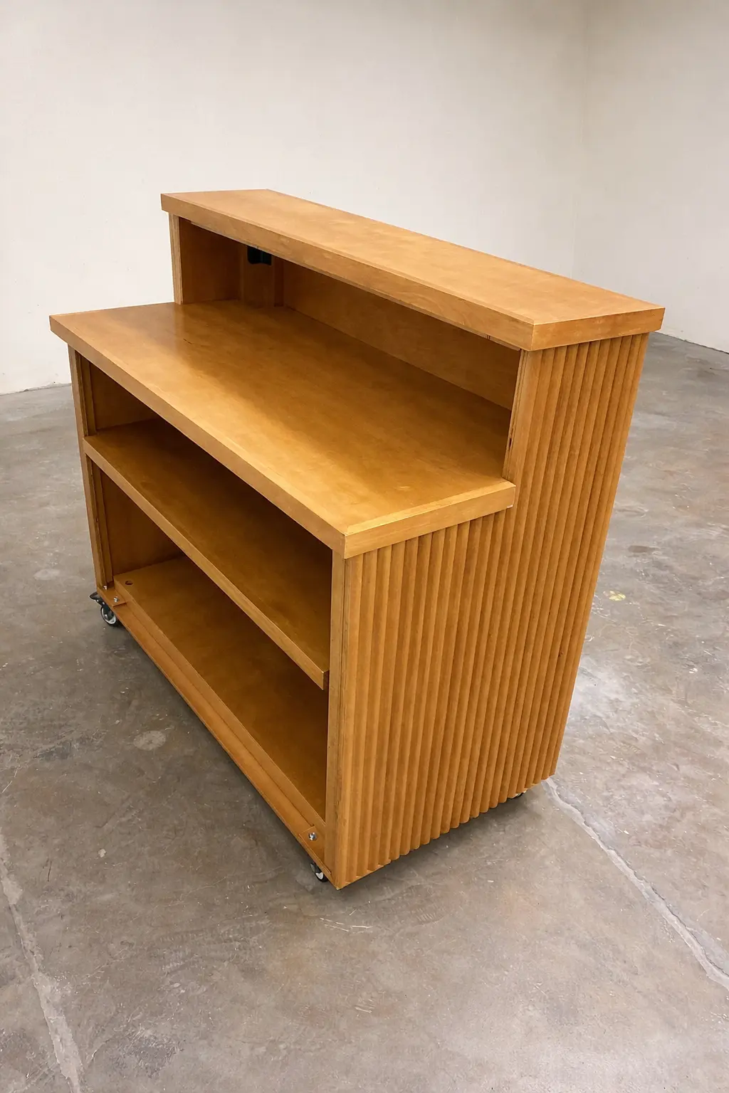 The Terra Fluted Serving Bar