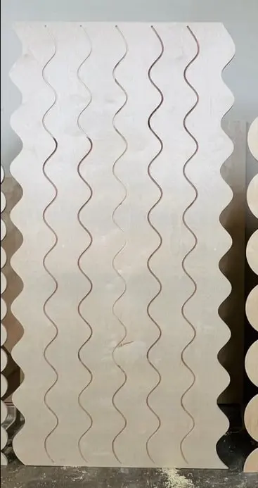 Wavy Scalloped Panel 8x4’